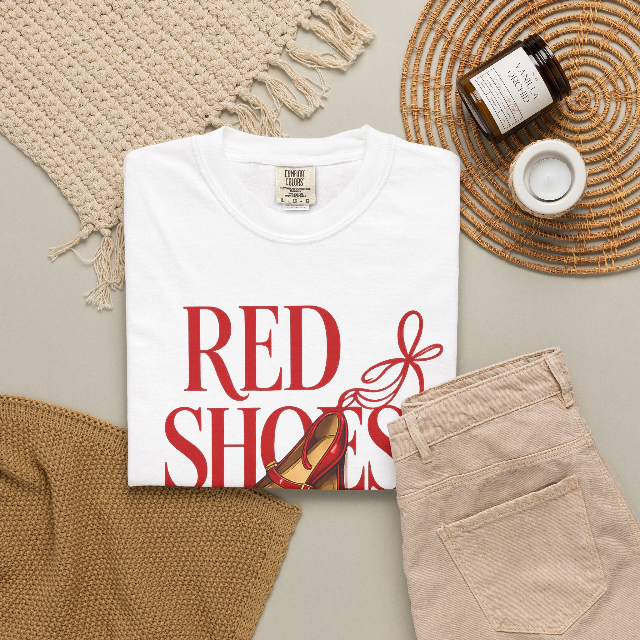 Red Shoes Club T-Shirt — COLOR BLANCO